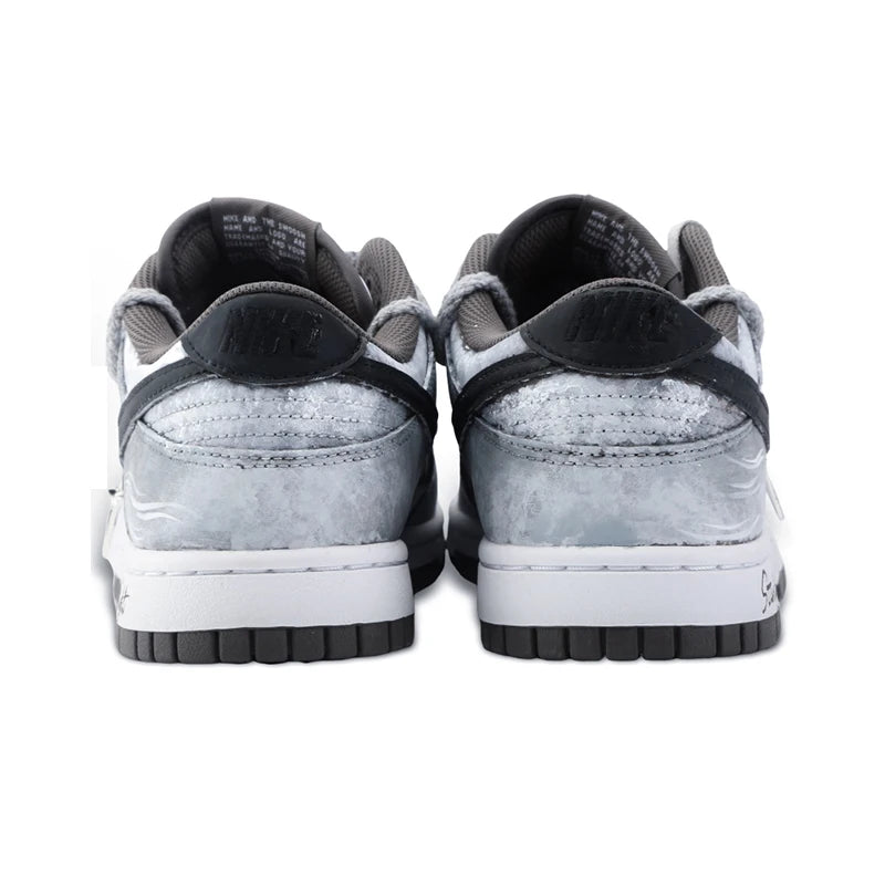 Sneakers Personnalisées Homme Nike Dunk Drippy Lunar Deity – Peintes à la Main