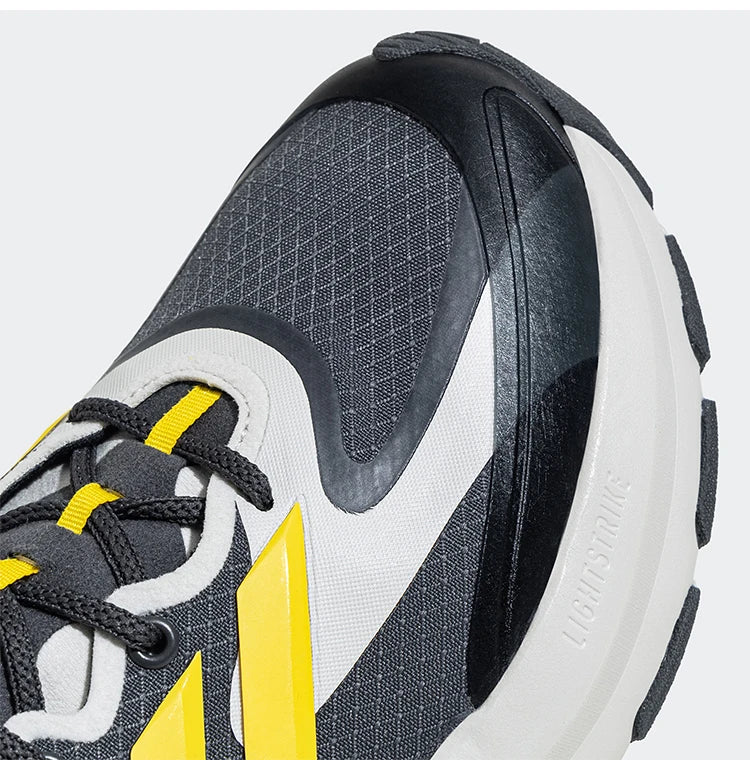  La Chaussure Unisexe qui Allie Confort de Course et Style Papa Tendance